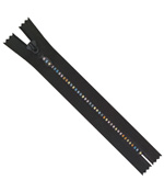 #七彩鑽石密尾香蕉视频毛片